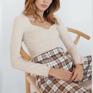 Aritzia Wilfred Greer sweater in color heather birch